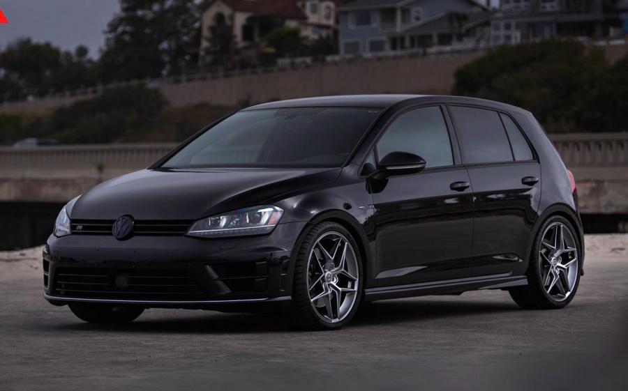 Volkswagen Golf R on HRE Wheels (FF11) '2019